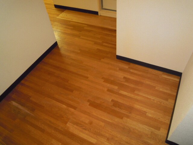 物件内観写真14　(廊下)