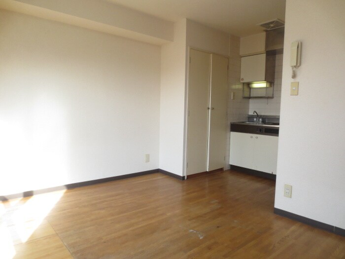 物件内観写真18　(居室)