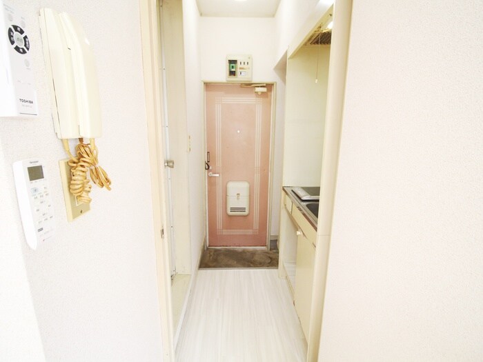 物件内観写真19　(廊下)