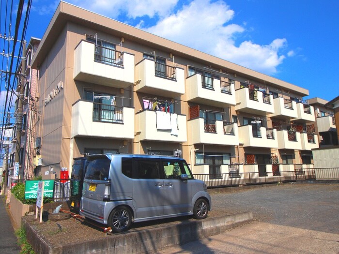 物件外観写真1　(外観写真)