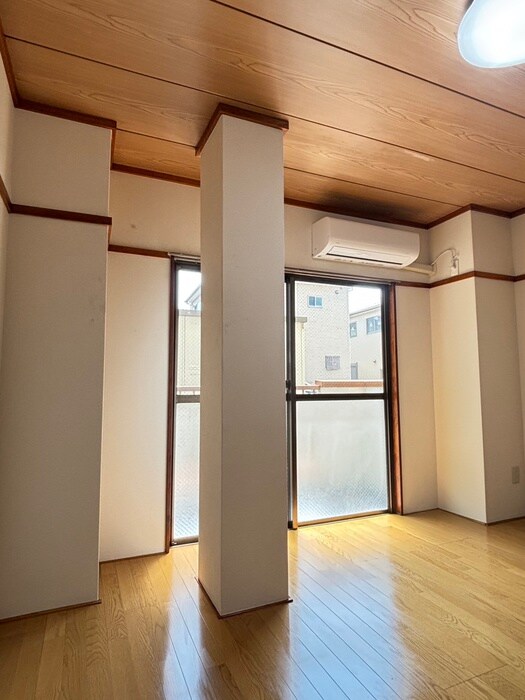 物件内観写真9　(居室)