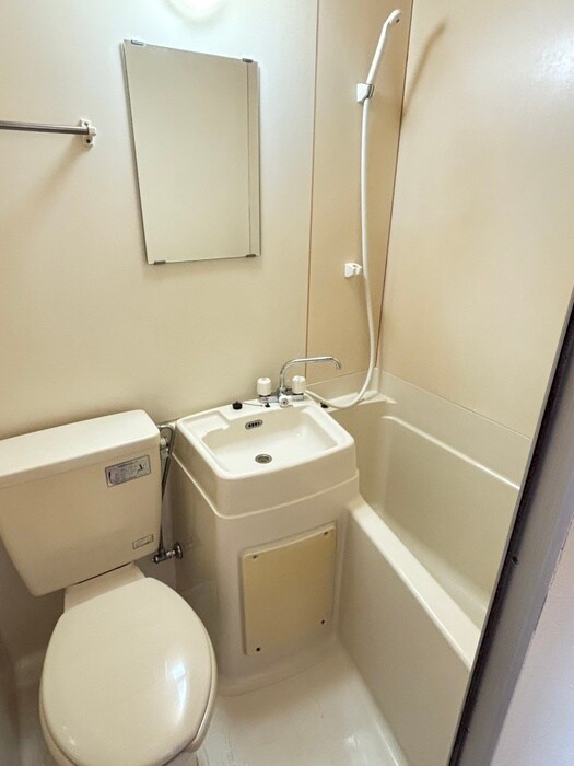 物件内観写真12　(バス／シャワールーム等)