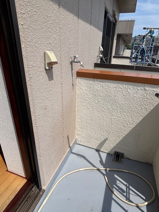 物件内観写真15　(洗濯機置場)