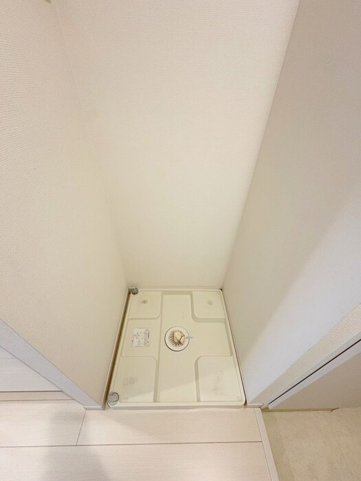 物件内観写真14　(洗濯機置場)