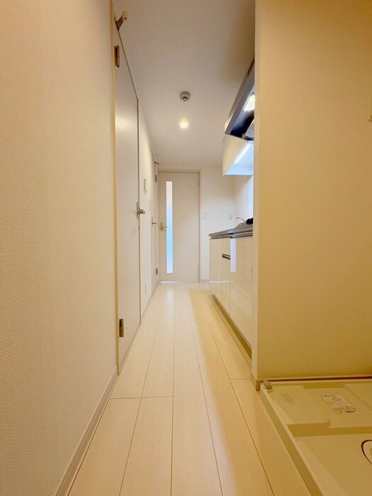 物件内観写真18　(廊下)