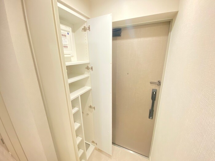 物件内観写真17　(靴箱)
