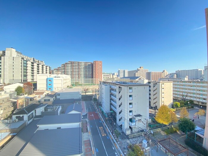 物件内観写真20　(室内からの展望)