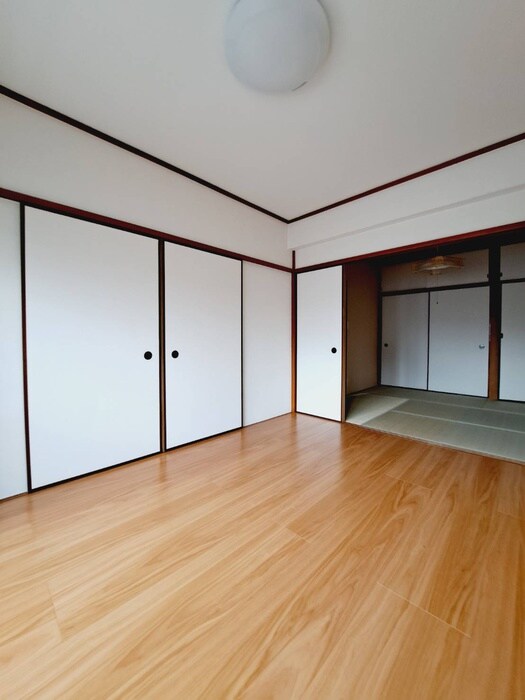 物件内観写真7　(居室)