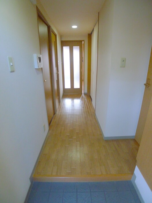 物件内観写真20　(玄関)