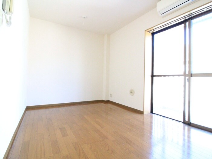 物件内観写真22　(居室)