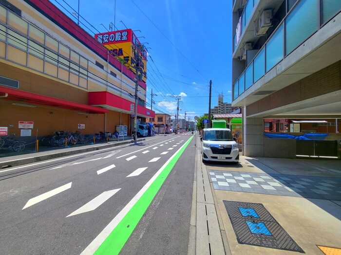 物件外観写真3　(駐車場)