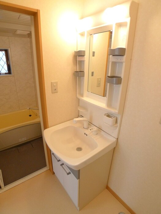 物件内観写真9　(洗面)