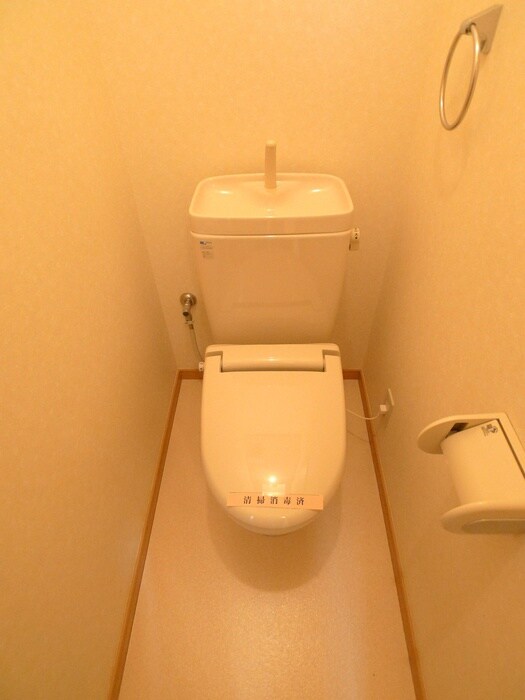 物件内観写真13　(トイレ)