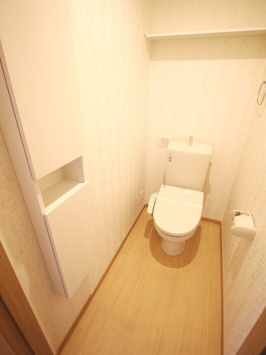 物件内観写真15　(トイレ)