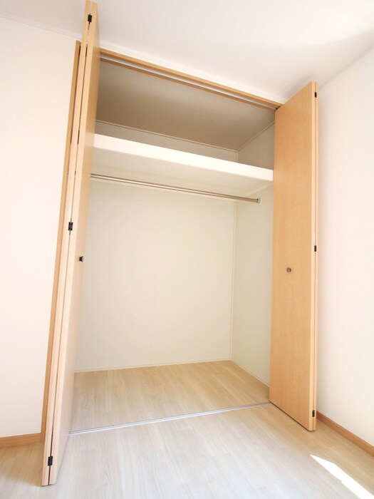 物件内観写真15　(収納)