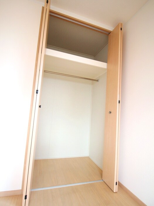 物件内観写真16　(収納)