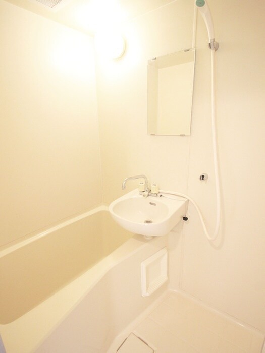 物件内観写真9　(バス／シャワールーム等)