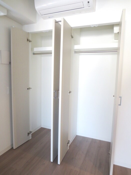 物件内観写真11　(収納)