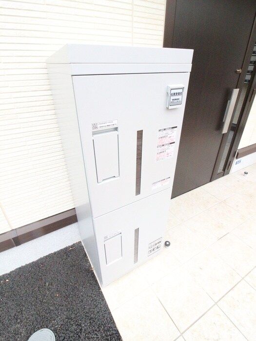 物件外観写真4　(建物設備)