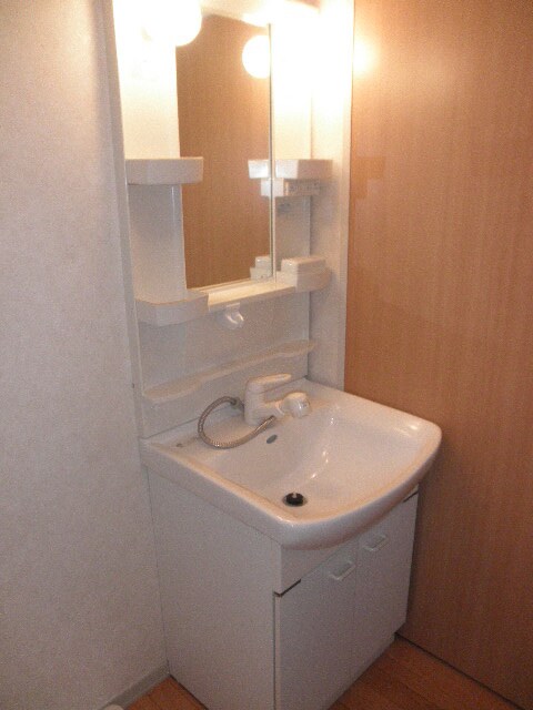 物件内観写真5　(洗面)