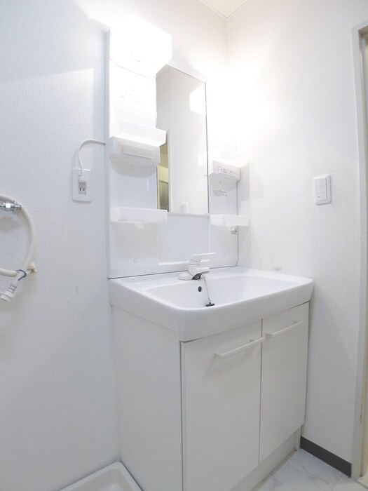 物件内観写真12　(洗面)