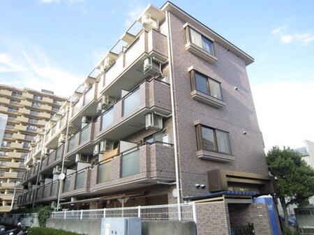 NICEｱｰﾊﾞﾝ横浜鴨居ﾌﾟﾛﾑﾅｰﾄﾞ(210)外観写真