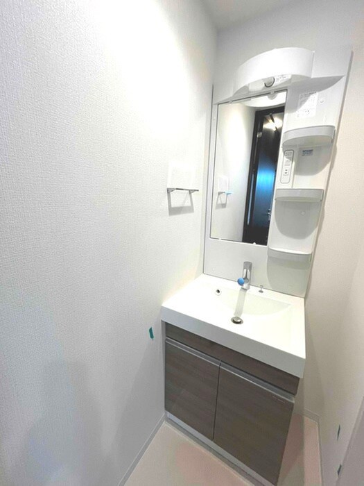 物件内観写真11　(洗面)