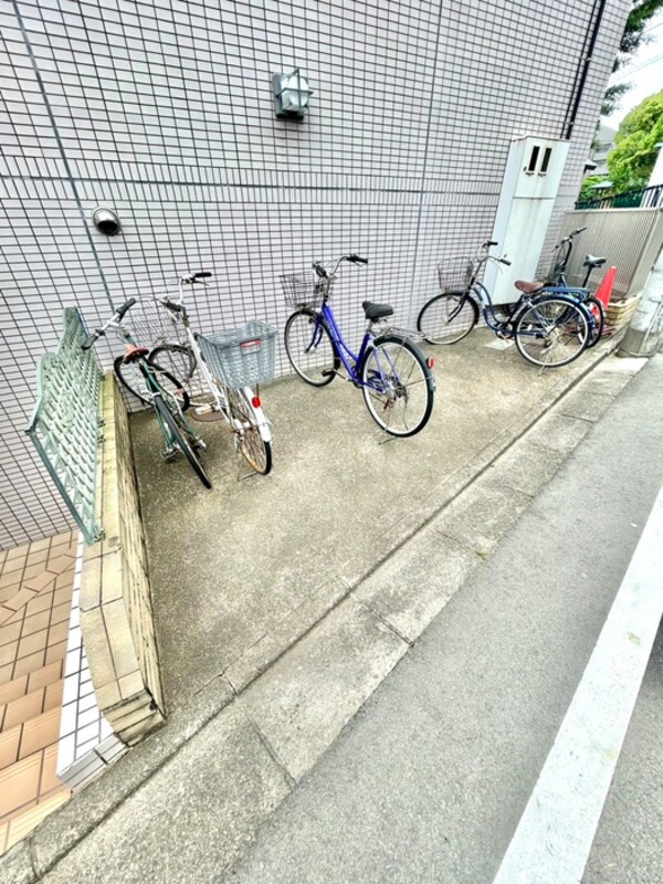 駐輪場