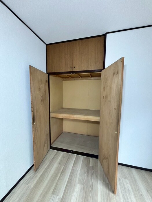 物件内観写真12　(収納)