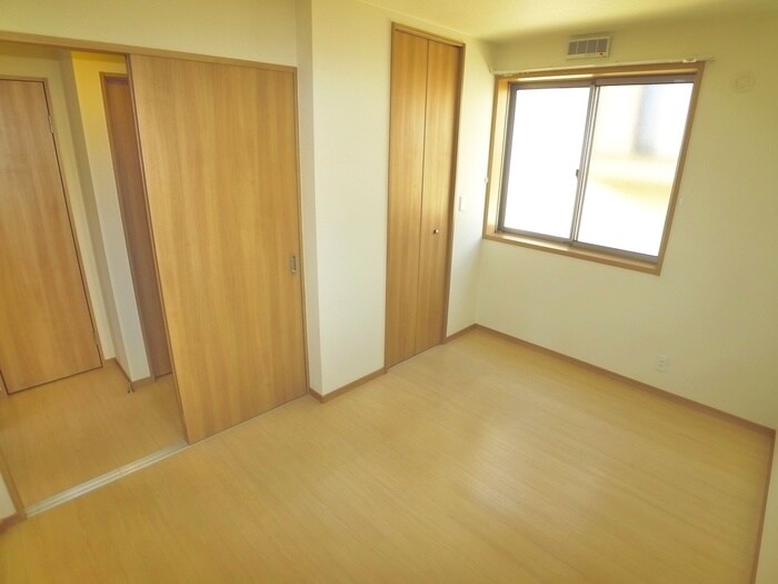 物件内観写真12　(居室)