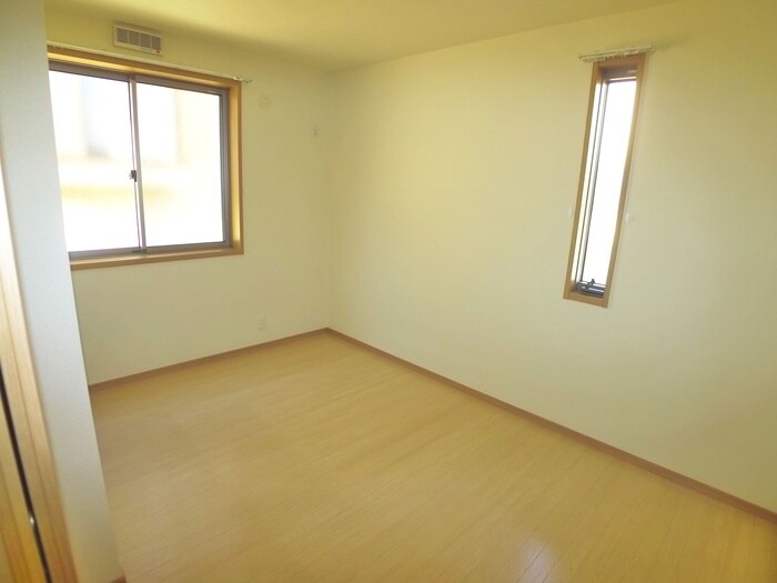 物件内観写真13　(居室)