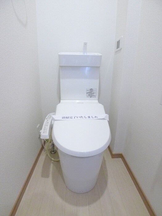 物件内観写真16　(トイレ)