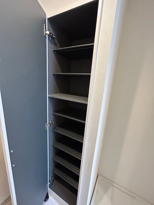 物件内観写真18　(靴箱)