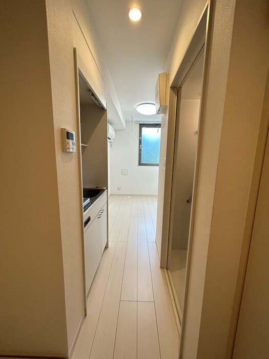 物件内観写真20　(廊下)