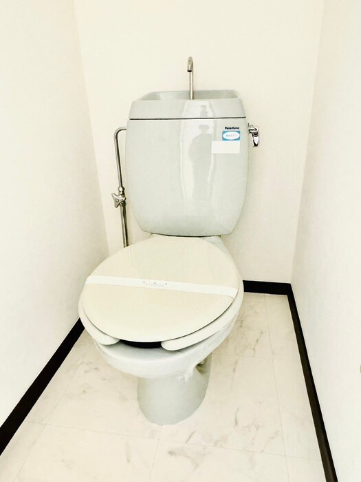 物件内観写真9　(トイレ)