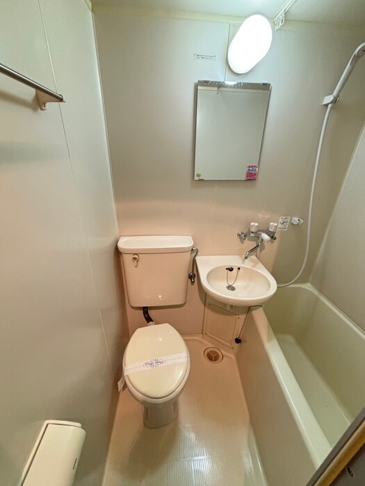 物件内観写真10　(トイレ)