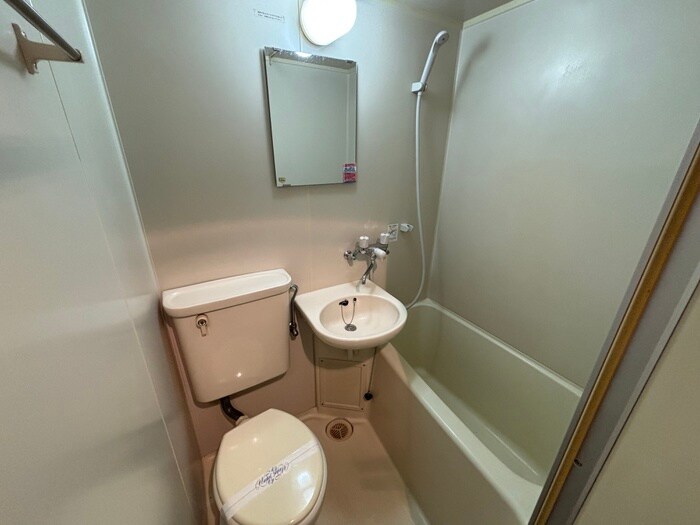 物件内観写真11　(洗面)