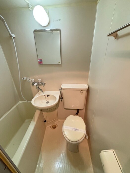 物件内観写真11　(洗面)