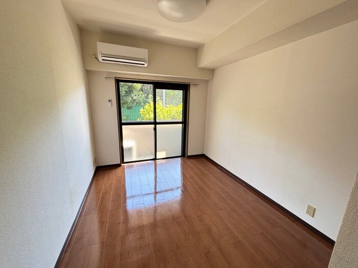 物件内観写真14　(居室)