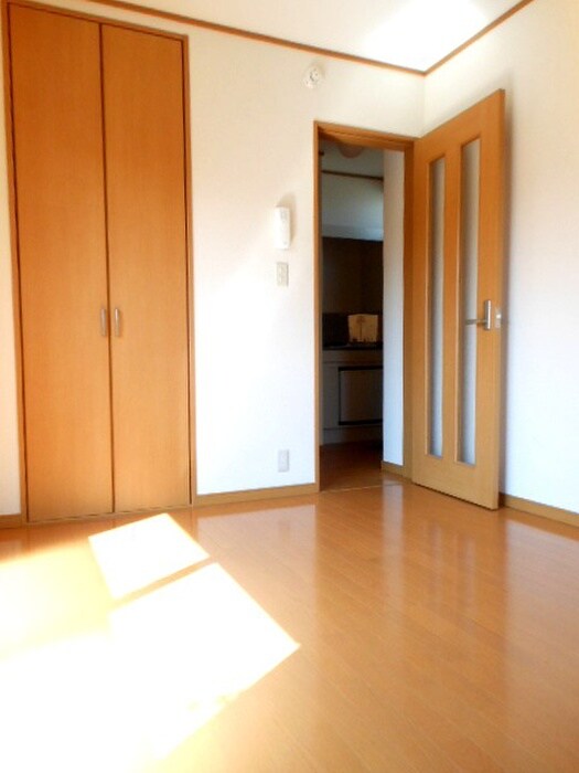 物件内観写真5　(居室)