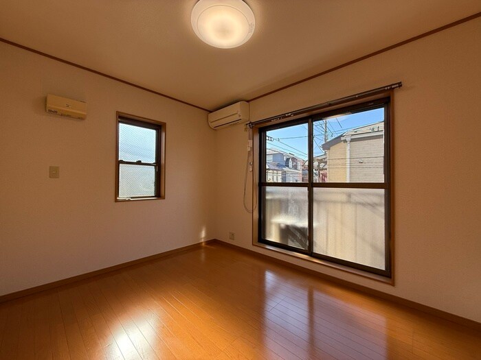 物件内観写真5　(居室)