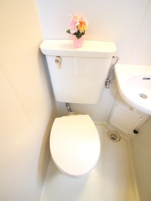 物件内観写真11　(トイレ)