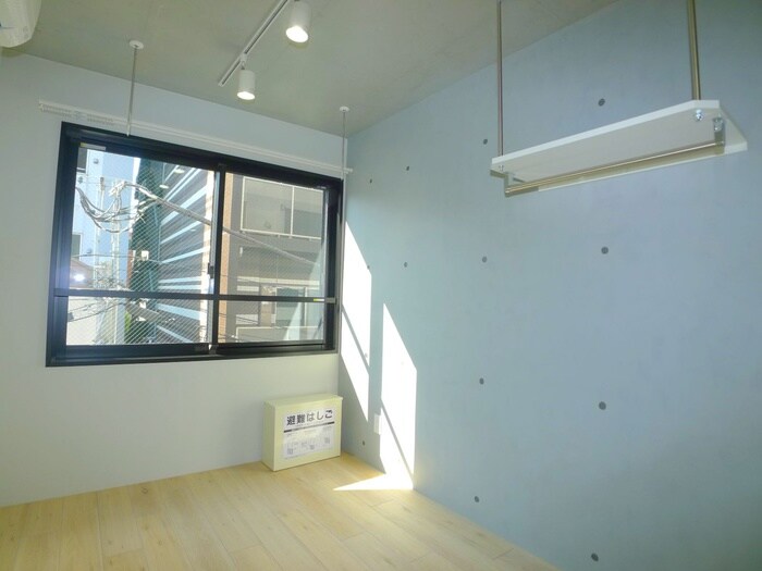 物件内観写真9　(ベランダ・バルコニー)