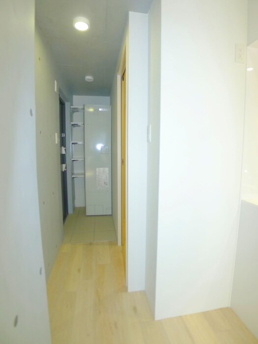 物件内観写真17　(廊下)