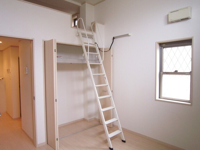 物件内観写真8　(居室)