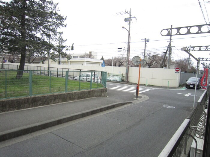 物件内観写真15　(室内からの展望)