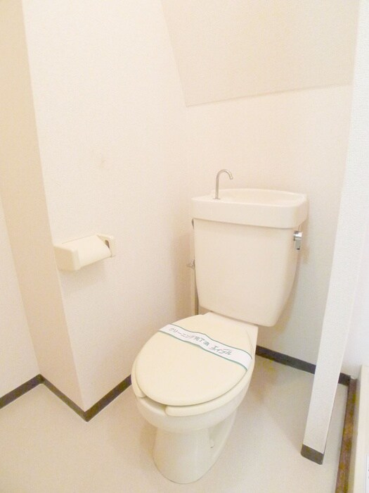 物件内観写真16　(トイレ)