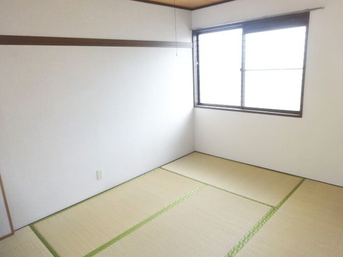 物件内観写真15　(居室)