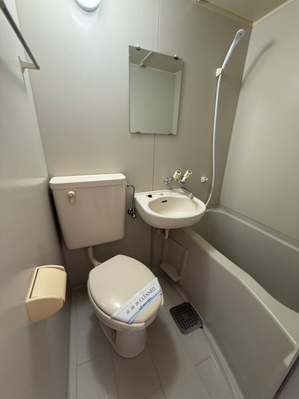 バス／シャワールーム等