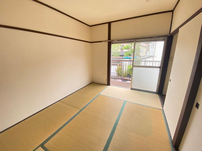 物件内観写真10　(居室)